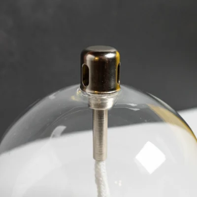 Lampe à huile transparent ronde Kroma zoom sur le capuchon