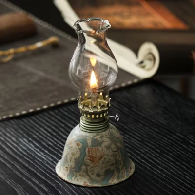 Braise Rustique - Lampe à huile ancienne - Photo produit